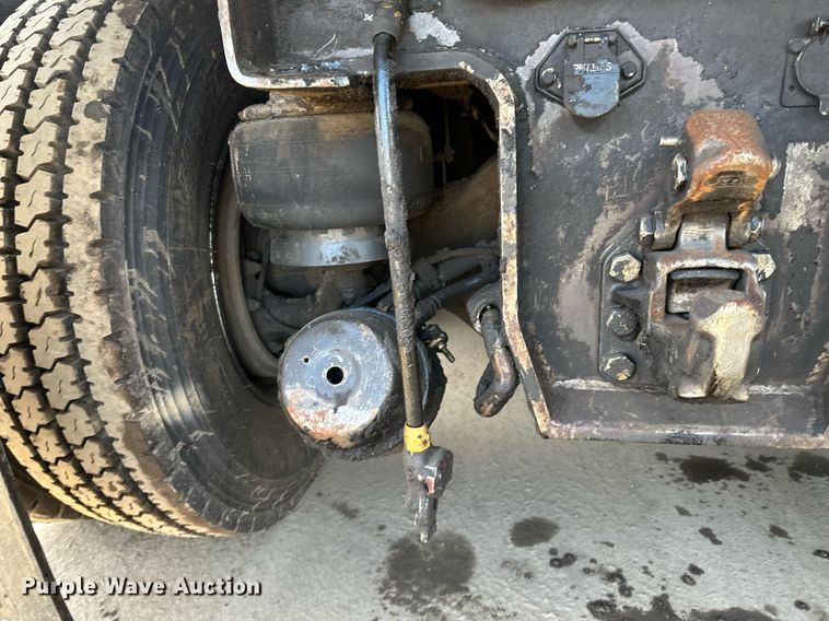 image for item DR4254 2021 Kenworth T880 dump truck