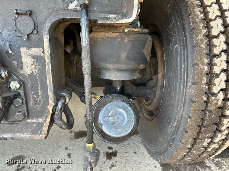 image for item DR4254 2021 Kenworth T880 dump truck