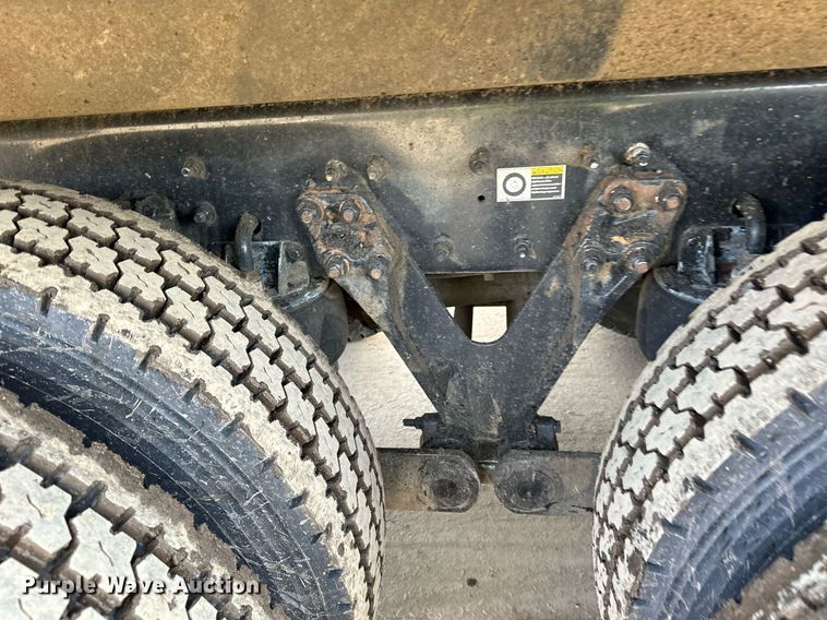 image for item DR4254 2021 Kenworth T880 dump truck