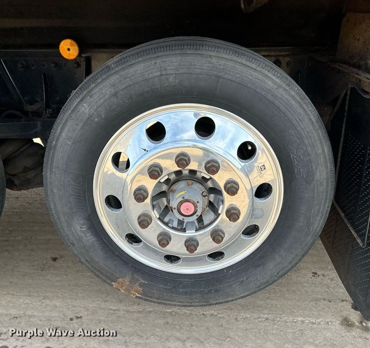 image for item DR4254 2021 Kenworth T880 dump truck