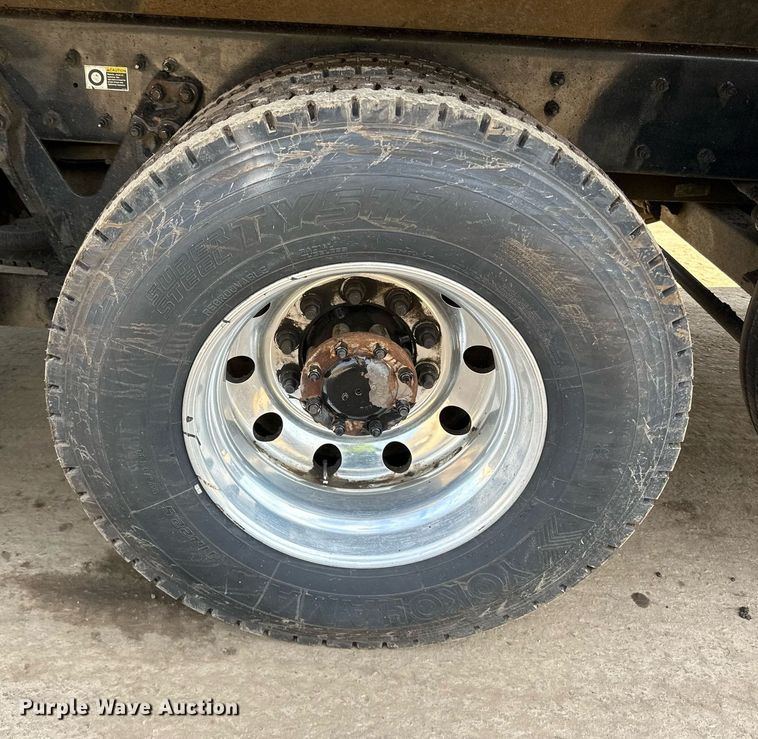 image for item DR4254 2021 Kenworth T880 dump truck