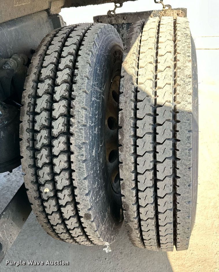 image for item DR4254 2021 Kenworth T880 dump truck