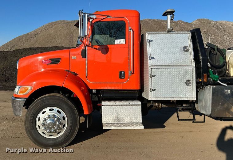 image for item DR4255 2012 Peterbilt  337 flatbed truck