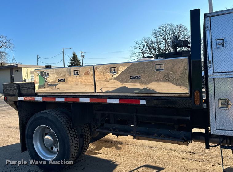 image for item DR4255 2012 Peterbilt  337 flatbed truck