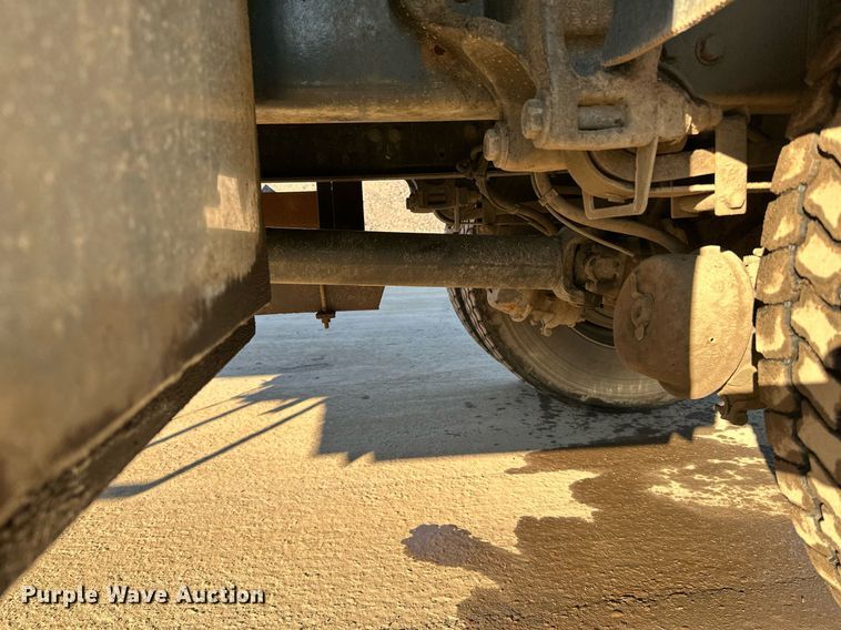 image for item DR4255 2012 Peterbilt  337 flatbed truck