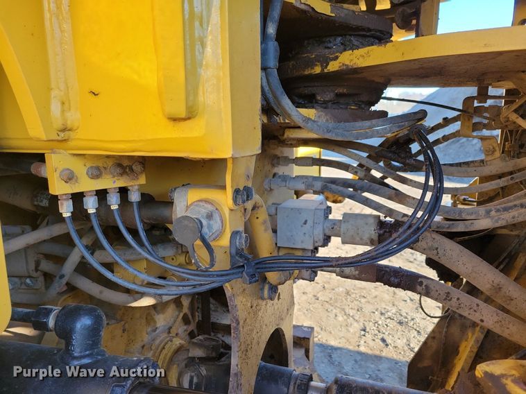 image for item DR4256 2016 Caterpillar 962M wheel loader