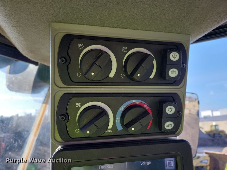 image for item DR4256 2016 Caterpillar 962M wheel loader