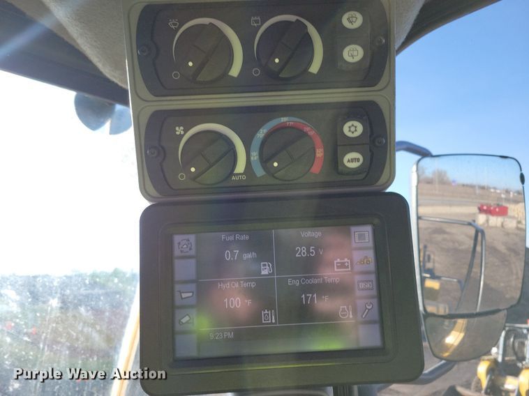 image for item DR4256 2016 Caterpillar 962M wheel loader