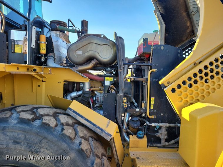 image for item DR4256 2016 Caterpillar 962M wheel loader
