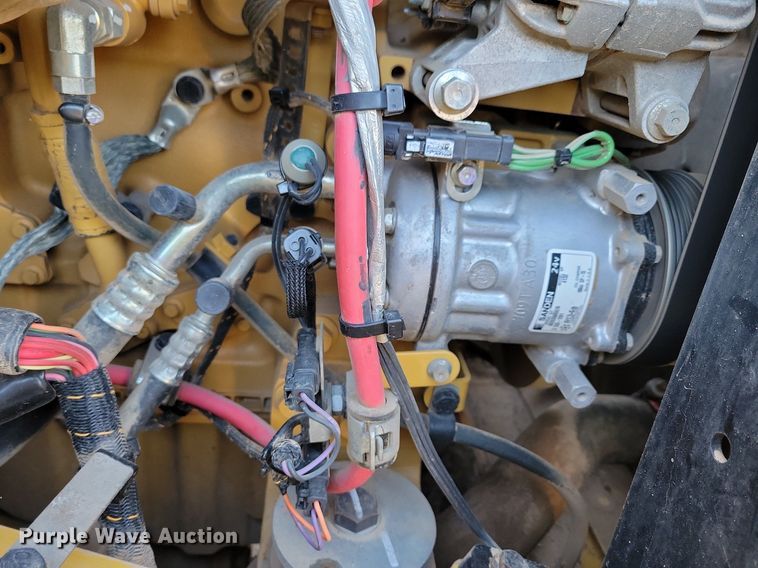 image for item DR4256 2016 Caterpillar 962M wheel loader