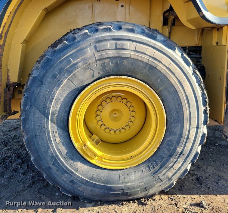 image for item DR4256 2016 Caterpillar 962M wheel loader