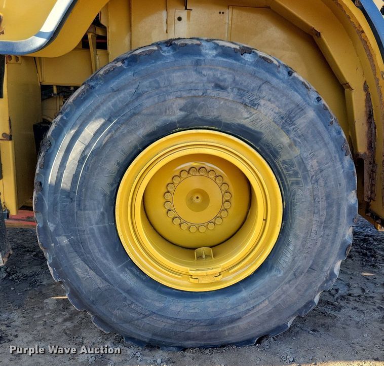 image for item DR4256 2016 Caterpillar 962M wheel loader