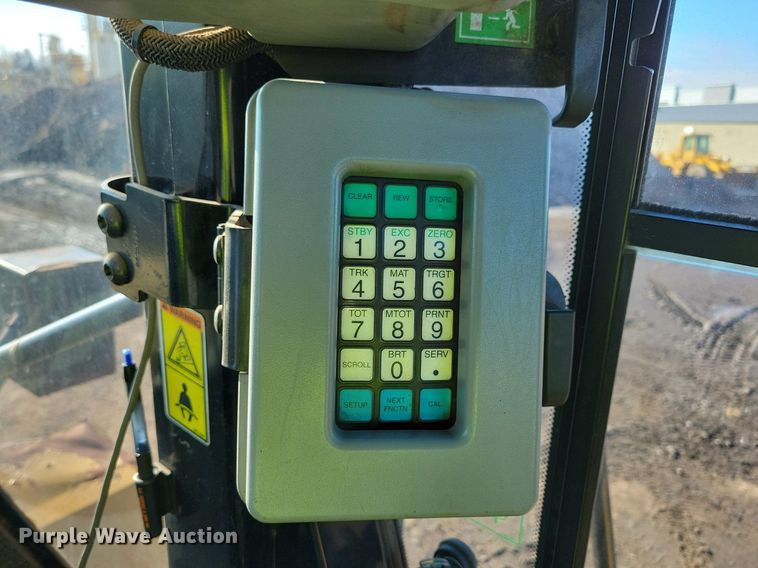 image for item DR4257 2009 Caterpillar 962H wheel loader