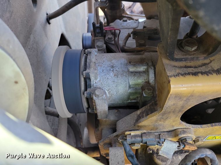 image for item DR4257 2009 Caterpillar 962H wheel loader