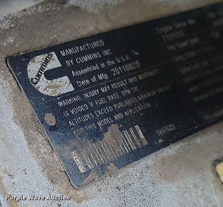 image for item DR4258 2013 Gehl V400 skid steer loader