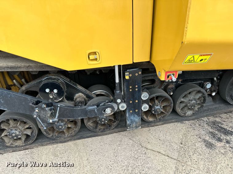 image for item DR4259 2019 Caterpillar AP655F paver