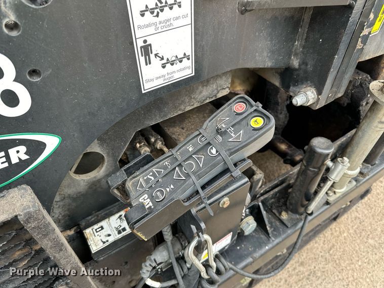 image for item DR4259 2019 Caterpillar AP655F paver