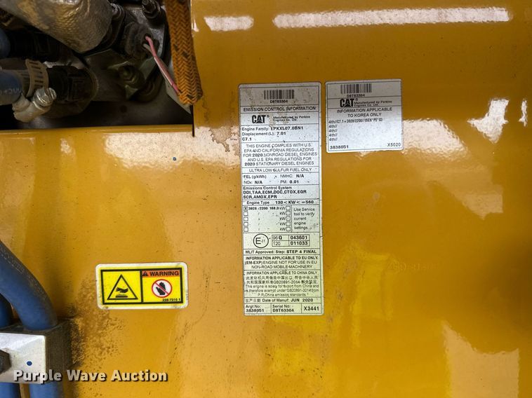 image for item DR4260 2020 Caterpillar AP1055F paver