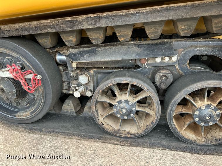 image for item DR4260 2020 Caterpillar AP1055F paver