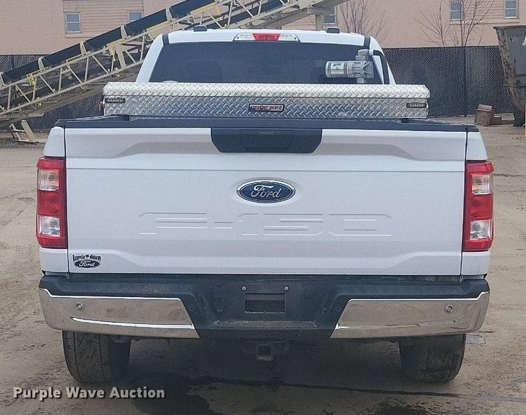 image for item DR4263 2021 Ford F150 XL SuperCab pickup truck