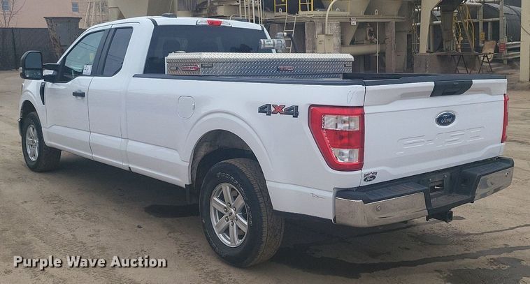 image for item DR4263 2021 Ford F150 XL SuperCab pickup truck