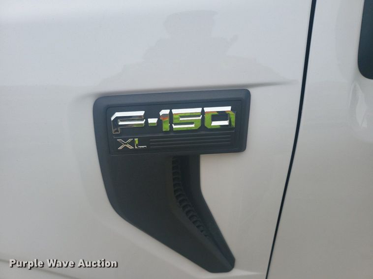 image for item DR4263 2021 Ford F150 XL SuperCab pickup truck