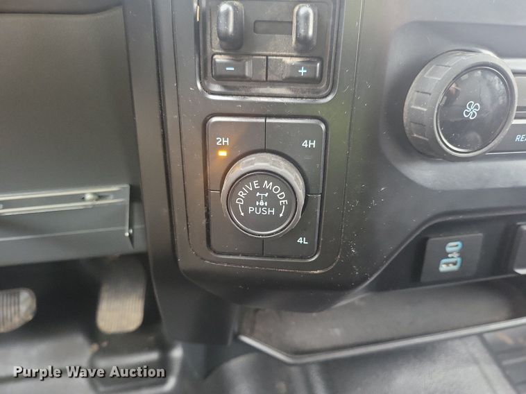 image for item DR4263 2021 Ford F150 XL SuperCab pickup truck