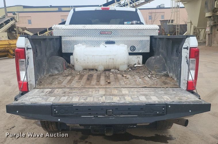 image for item DR4265 2017 Ford F350 Super Duty XL SuperCab pickup truck