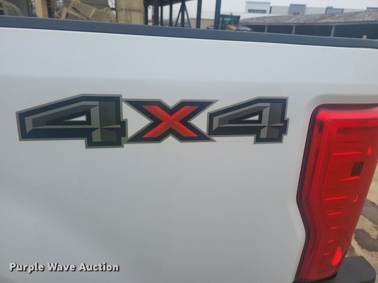 image for item DR4265 2017 Ford F350 Super Duty XL SuperCab pickup truck