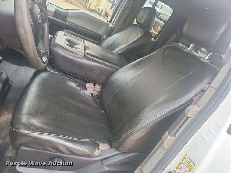 image for item DR4265 2017 Ford F350 Super Duty XL SuperCab pickup truck