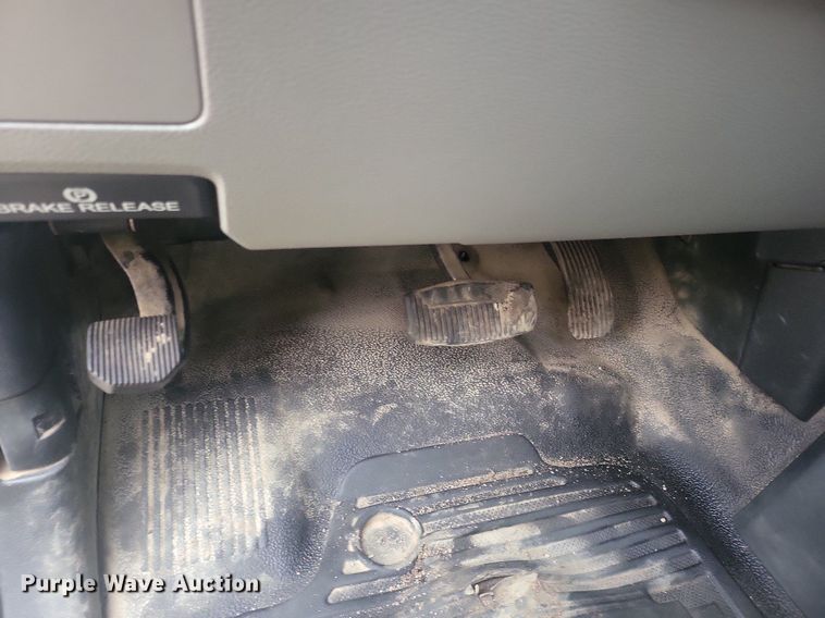 image for item DR4265 2017 Ford F350 Super Duty XL SuperCab pickup truck