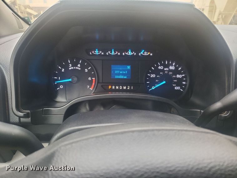 image for item DR4265 2017 Ford F350 Super Duty XL SuperCab pickup truck