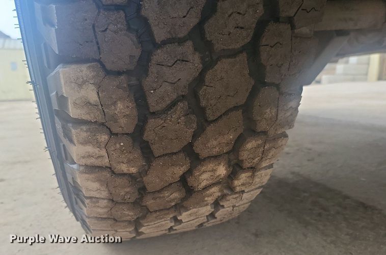 image for item DR4265 2017 Ford F350 Super Duty XL SuperCab pickup truck