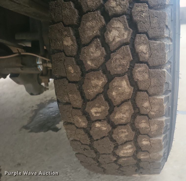 image for item DR4265 2017 Ford F350 Super Duty XL SuperCab pickup truck