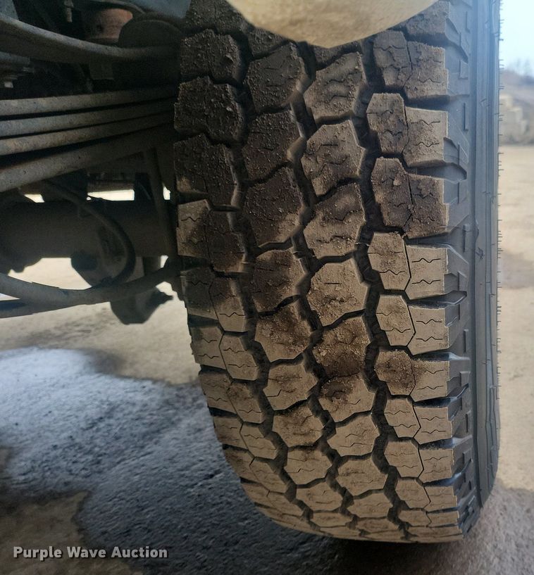 image for item DR4265 2017 Ford F350 Super Duty XL SuperCab pickup truck