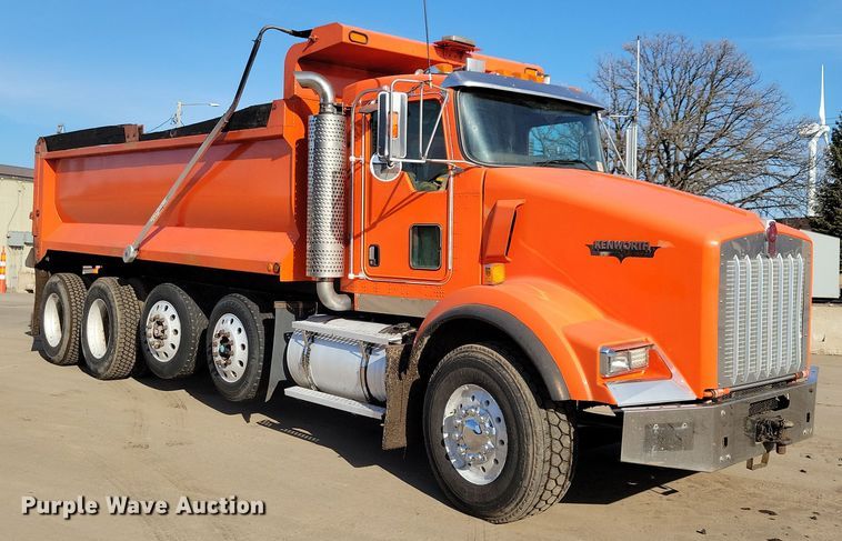 image for item DR4267 2007 Kenworth T800 dump truck