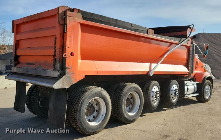 image for item DR4267 2007 Kenworth T800 dump truck