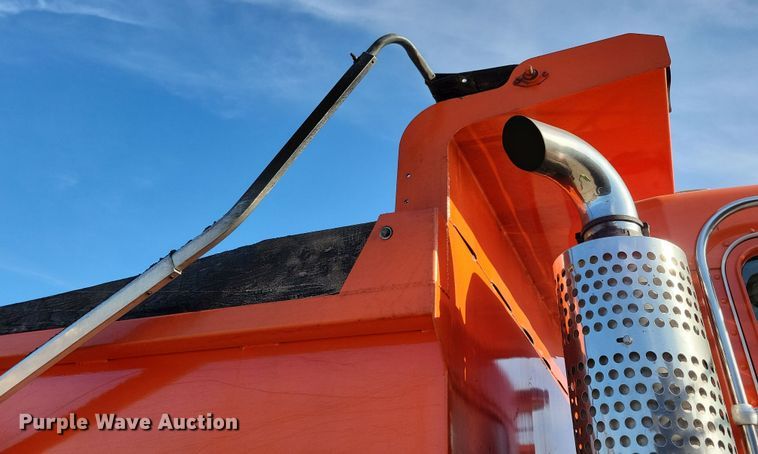 image for item DR4267 2007 Kenworth T800 dump truck