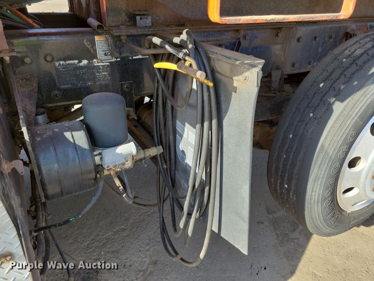 image for item DR4267 2007 Kenworth T800 dump truck