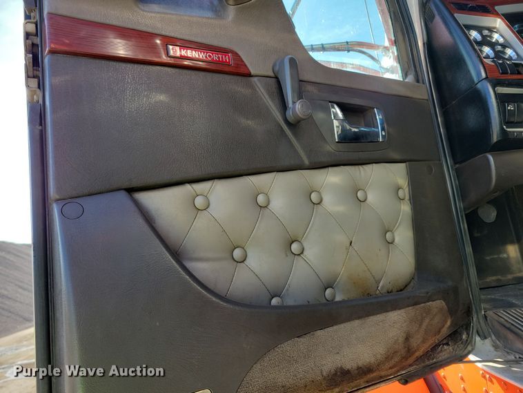 image for item DR4267 2007 Kenworth T800 dump truck