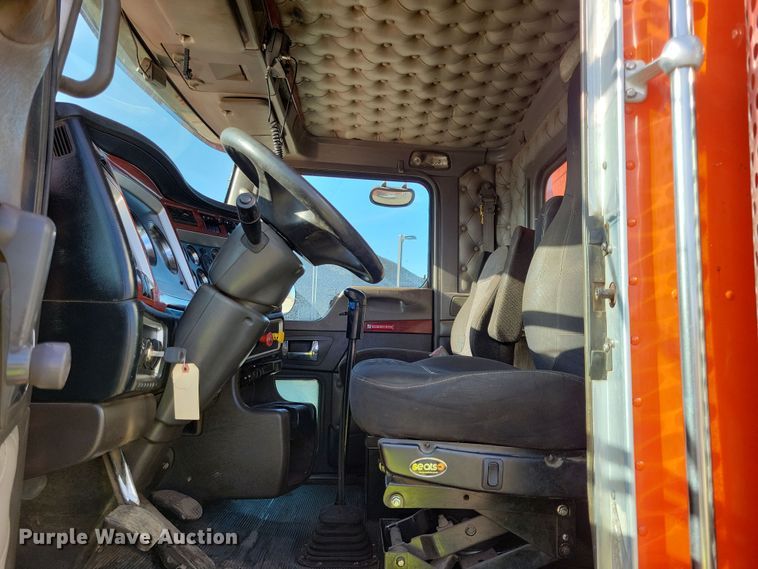 image for item DR4267 2007 Kenworth T800 dump truck