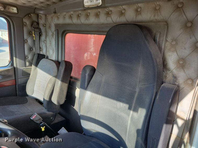 image for item DR4267 2007 Kenworth T800 dump truck