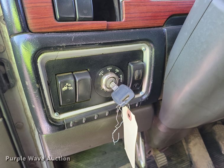 image for item DR4267 2007 Kenworth T800 dump truck