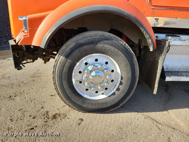 image for item DR4267 2007 Kenworth T800 dump truck