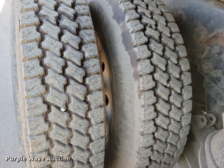 image for item DR4267 2007 Kenworth T800 dump truck