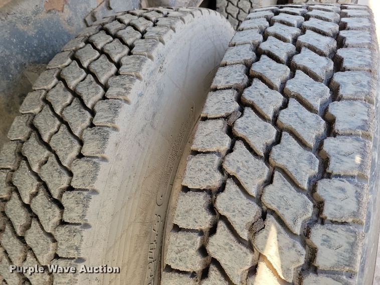 image for item DR4267 2007 Kenworth T800 dump truck