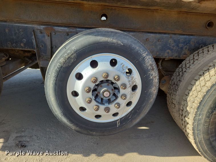 image for item DR4267 2007 Kenworth T800 dump truck