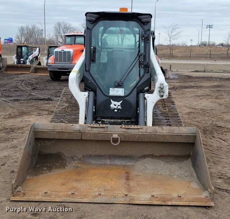 image for item DR4268 2022 Bobcat T76 tracked skid steer loader