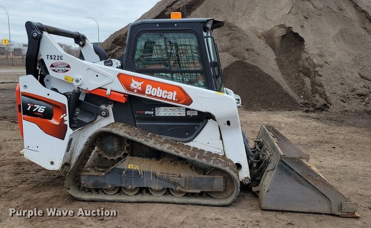 image for item DR4268 2022 Bobcat T76 tracked skid steer loader