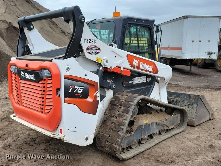 image for item DR4268 2022 Bobcat T76 tracked skid steer loader